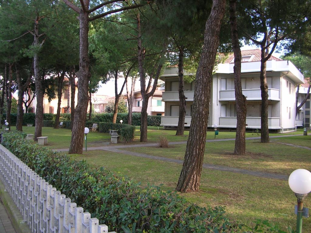 Holiday Villas Marina di Massa Bilik gambar