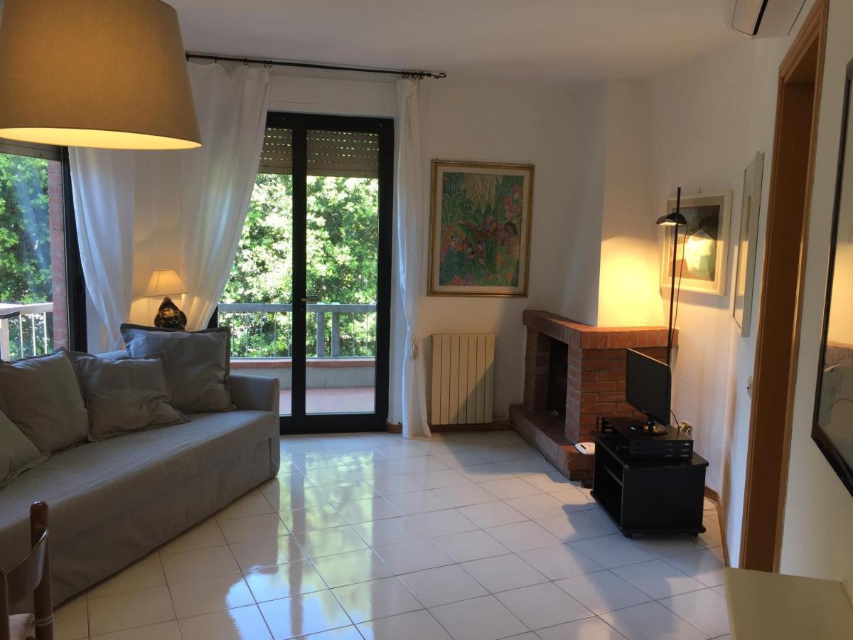 Holiday Villas Marina di Massa Luaran gambar